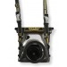 DiCAPac WP-S5 wasserdichte Spiegelreflex-Kameratasche - vorne mit Umhängeband und Kamera