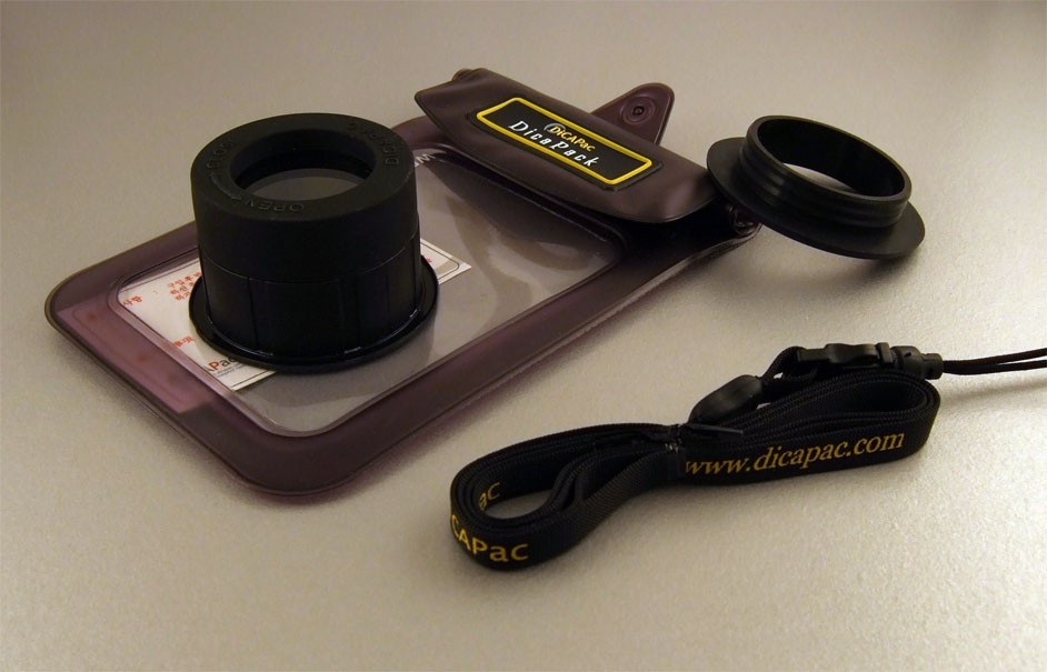  dicapac-wp-100-waterproof-camera-case-for-small-digital-cameras-31